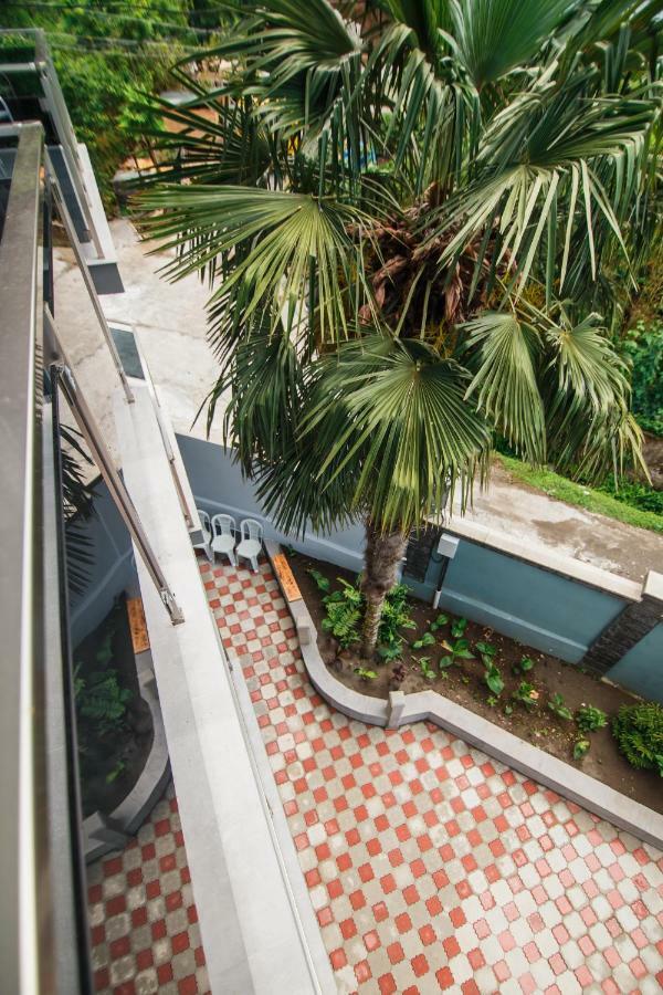 Hotel Ararat Gonio Exterior photo